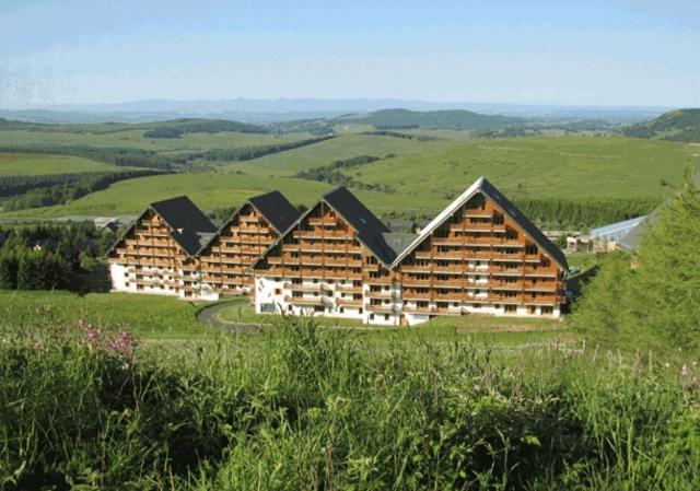 Super-Besse Charmant T2 Avec Piscine Chauffee & Parking Couvert Ngoại thất bức ảnh